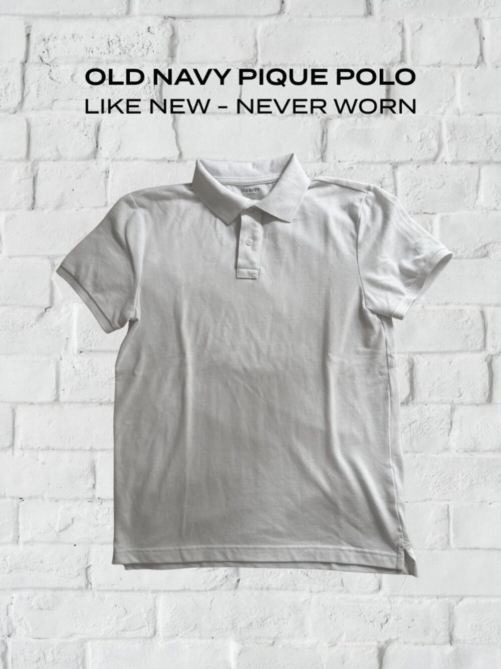 Old Navy White Men's Polo Shirt - Short Sleeve Collared Tee- White - Small